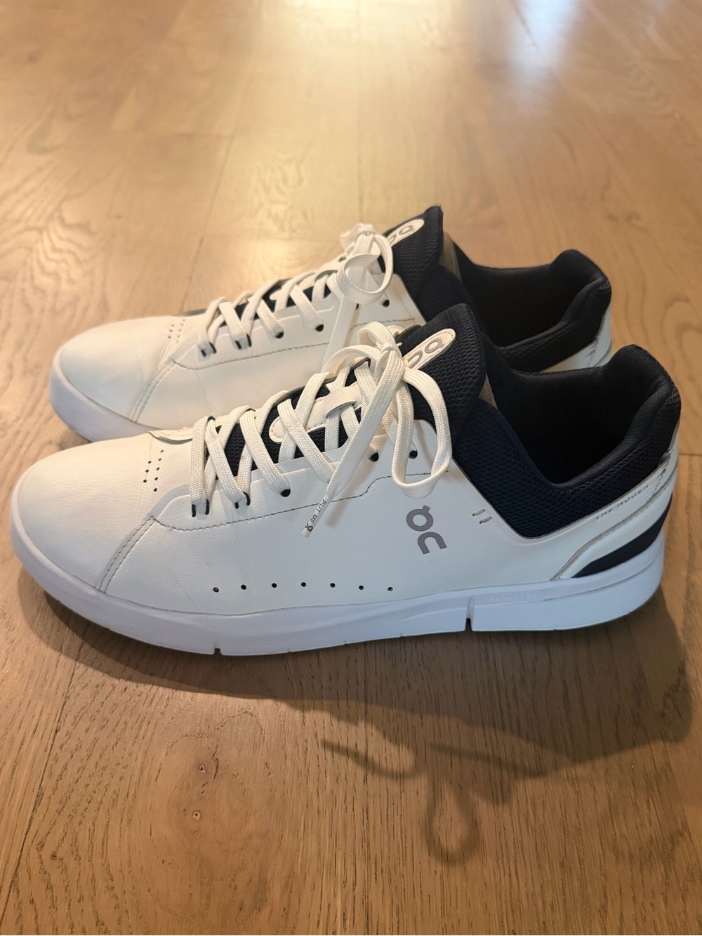 On Running The Roger Advantage White Midnight Sneakers Men's Size 11